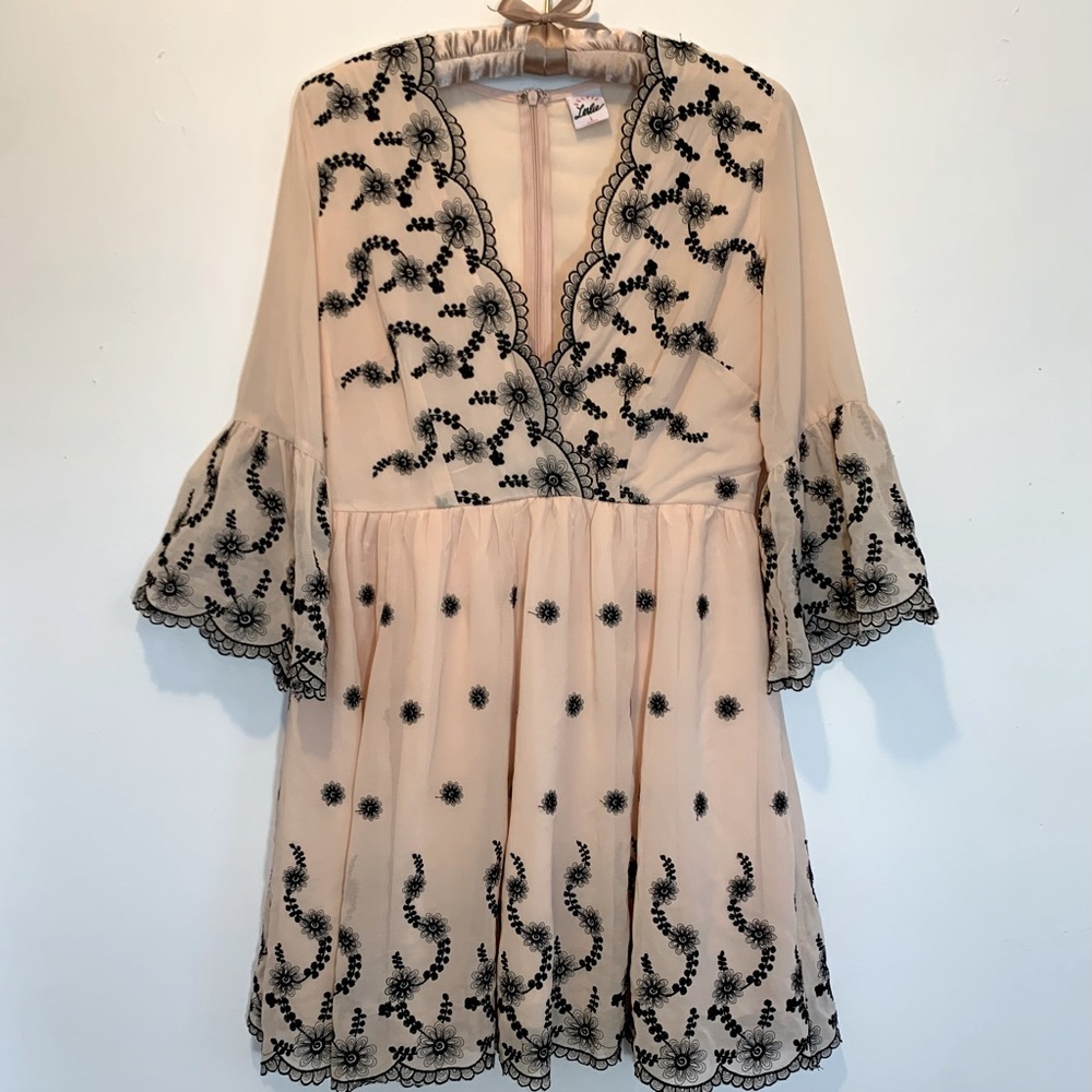Selfie Leslie Embroidered Bell Sleeve Mini Dress Autumn